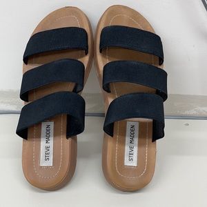 Women Steve Madden flat sandal